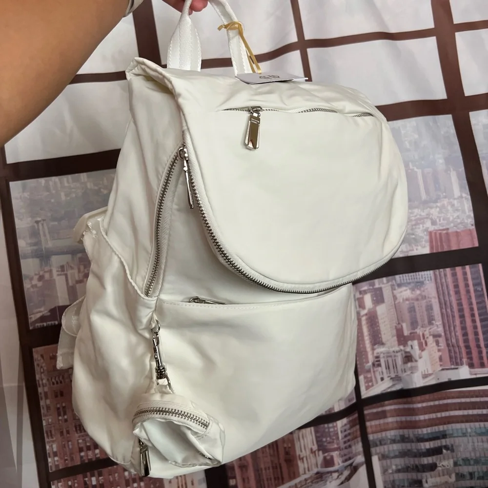 House of Harlow 1960 | Bags | Nwt House Of Harlow 96 Nylon  display picture 3